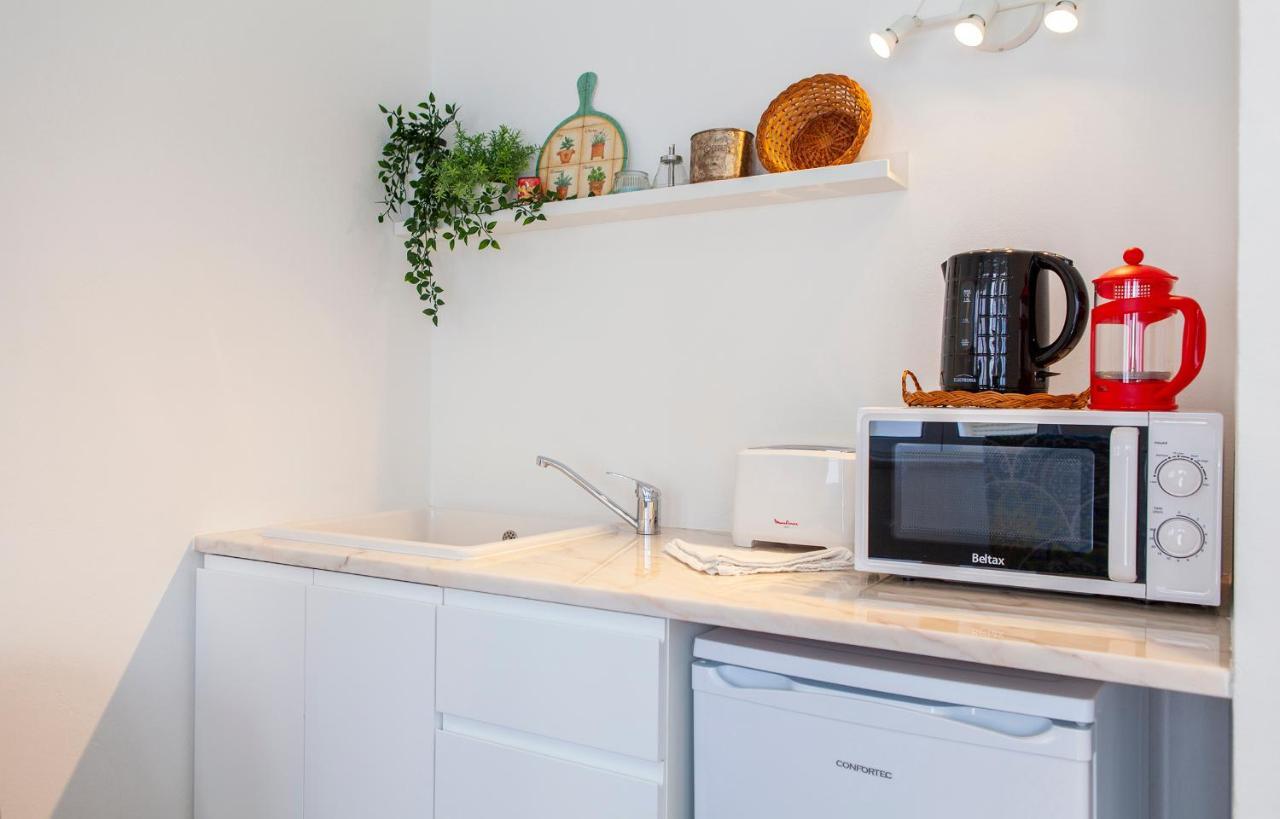 B48 - Olive Tree Street 2 Bed Flat Daire Lagos Dış mekan fotoğraf